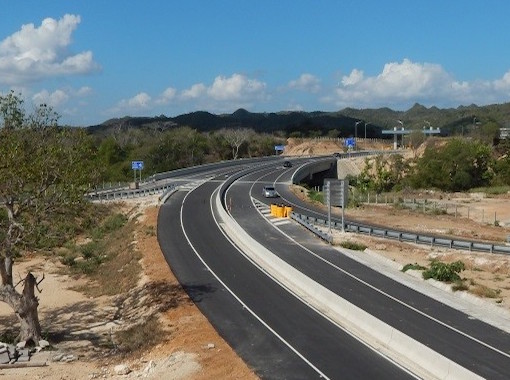 Through Jamaica on highway