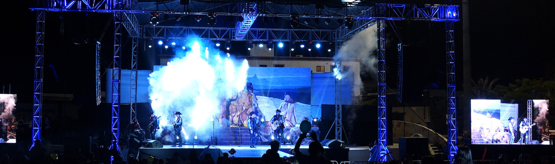 Live show in the Festival de San José del Cabo Presentation of typical group of Mexican music