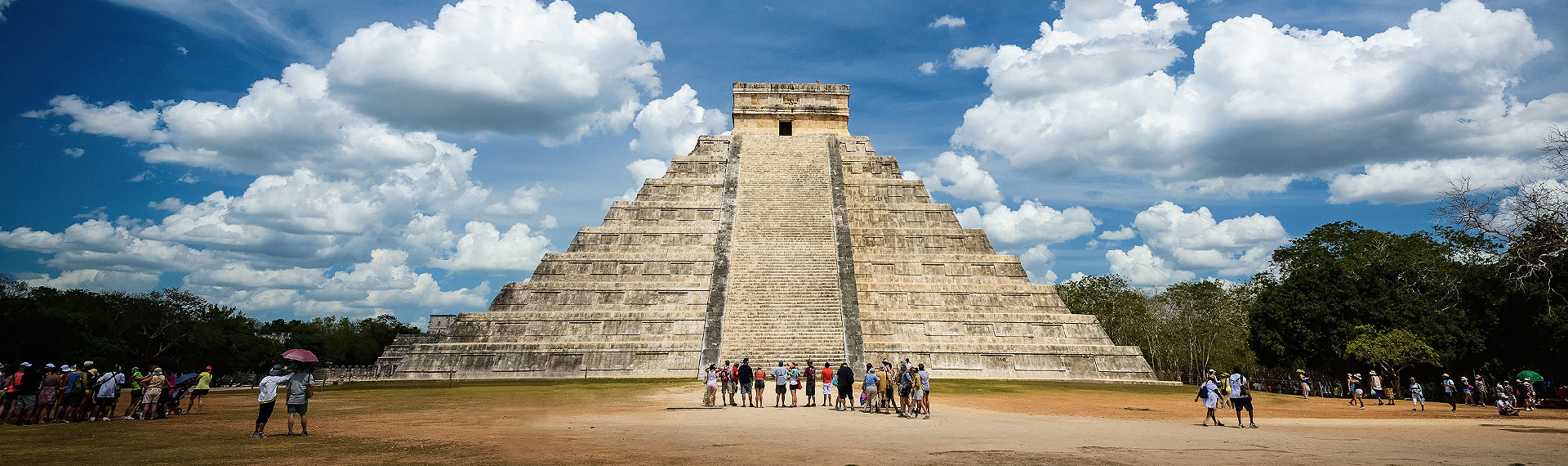 Meet the pyramids on a Chichen Itza tour