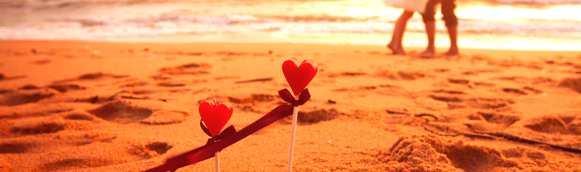 Heart sweet on the beach Romantic trip in valentines day 2018