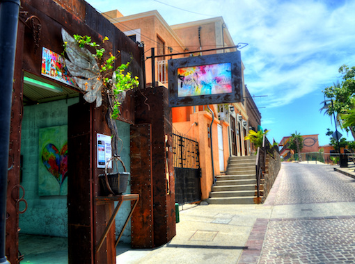 Enjoy Art Walk on vacation all inclusive in Los Cabos