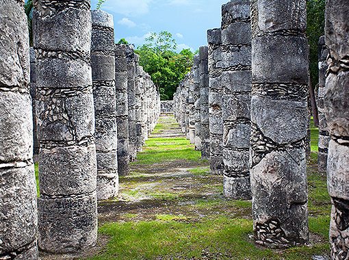 Know all the magic that surrounds the Mayan ruins in Chichen Itza