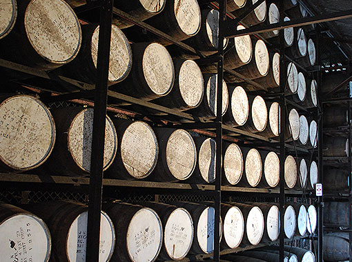 How rum led to American Revolution - Rum Barrels Jamaican rum, Rum provisions, American Revolution, Rum taste, Rum Barrels