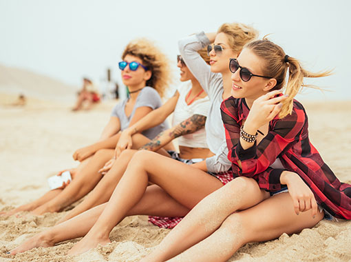 Friends enjoying the Caribbean Beach